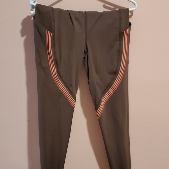 lululemon athletica Pants - Fast and free Lululemon legging